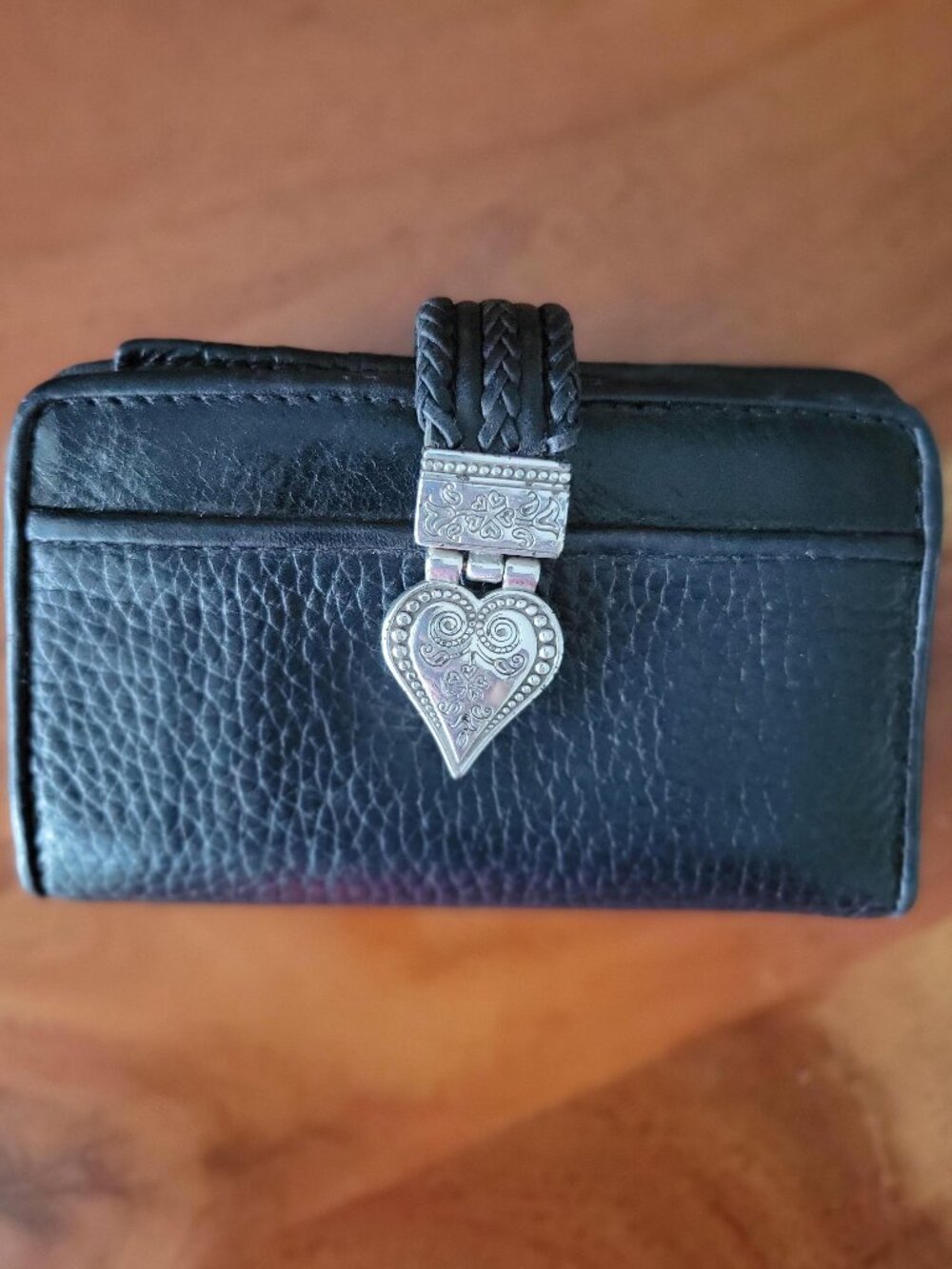 Brighton Bellissimo Black Pebble Leather Wallet Heart Clasp Trifold Whimsigoth